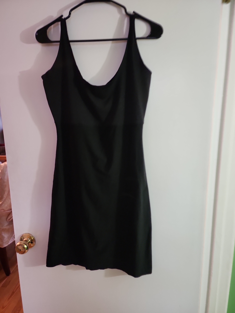 SPANX Sleek Black Tank Slip Shapewear - Classic Minimalist Style
